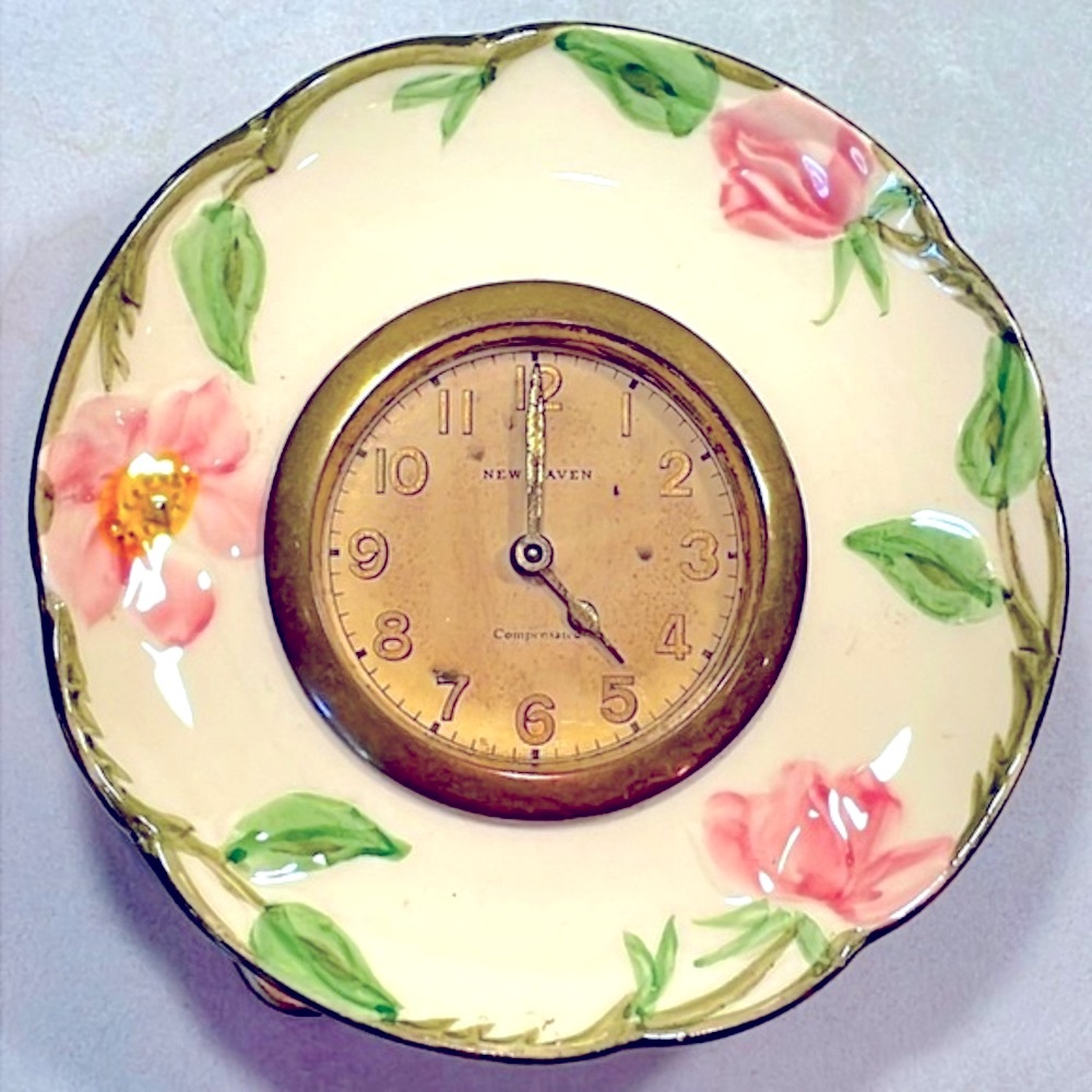 Floral Clock with Pink and Green Accents - Picture 4 of 7